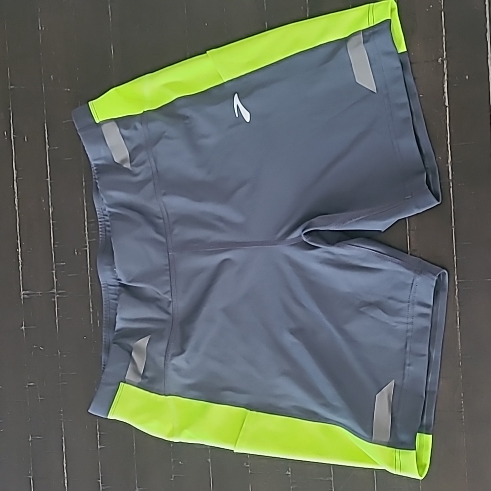 Brooks Run Shorts